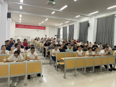 并细致分解了学校食物平安变乱典