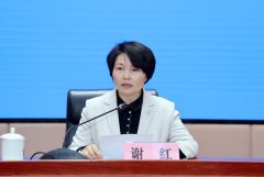 <b>全力守护师生健康和生命平安</b>